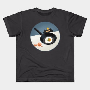 Cat and sunny side up egg Kids T-Shirt